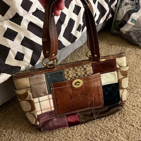 Coach patchwork purse - Picture 3 of 4